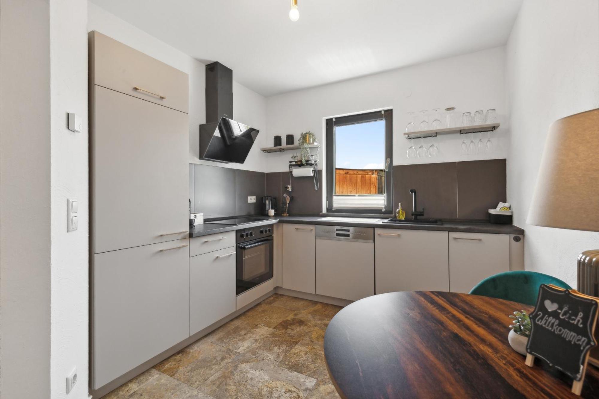 Apartment Max & Moritz Wohlfuehlhaus Mit Terrasse, Parkplatz Coburg